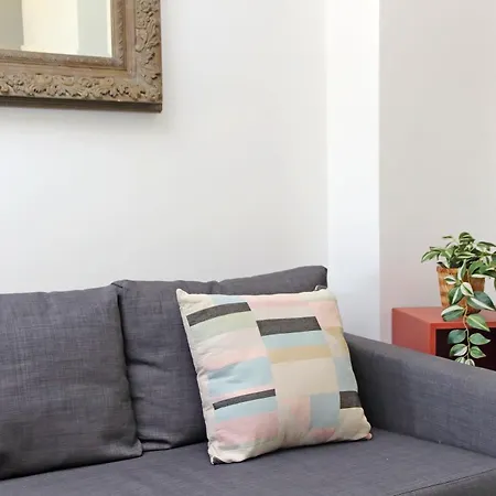 Manzoni Apartment *